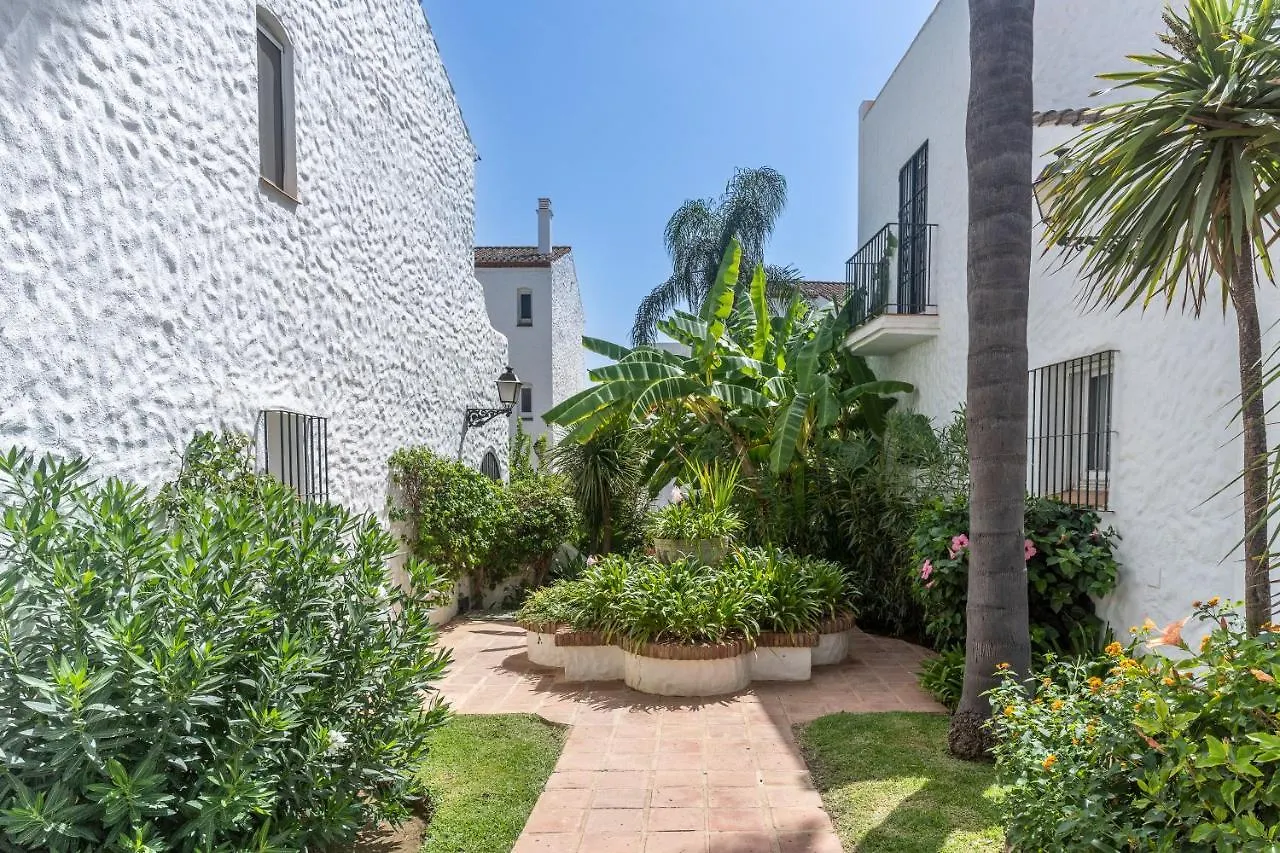 7A Allyson Estepona 0*,  Spain