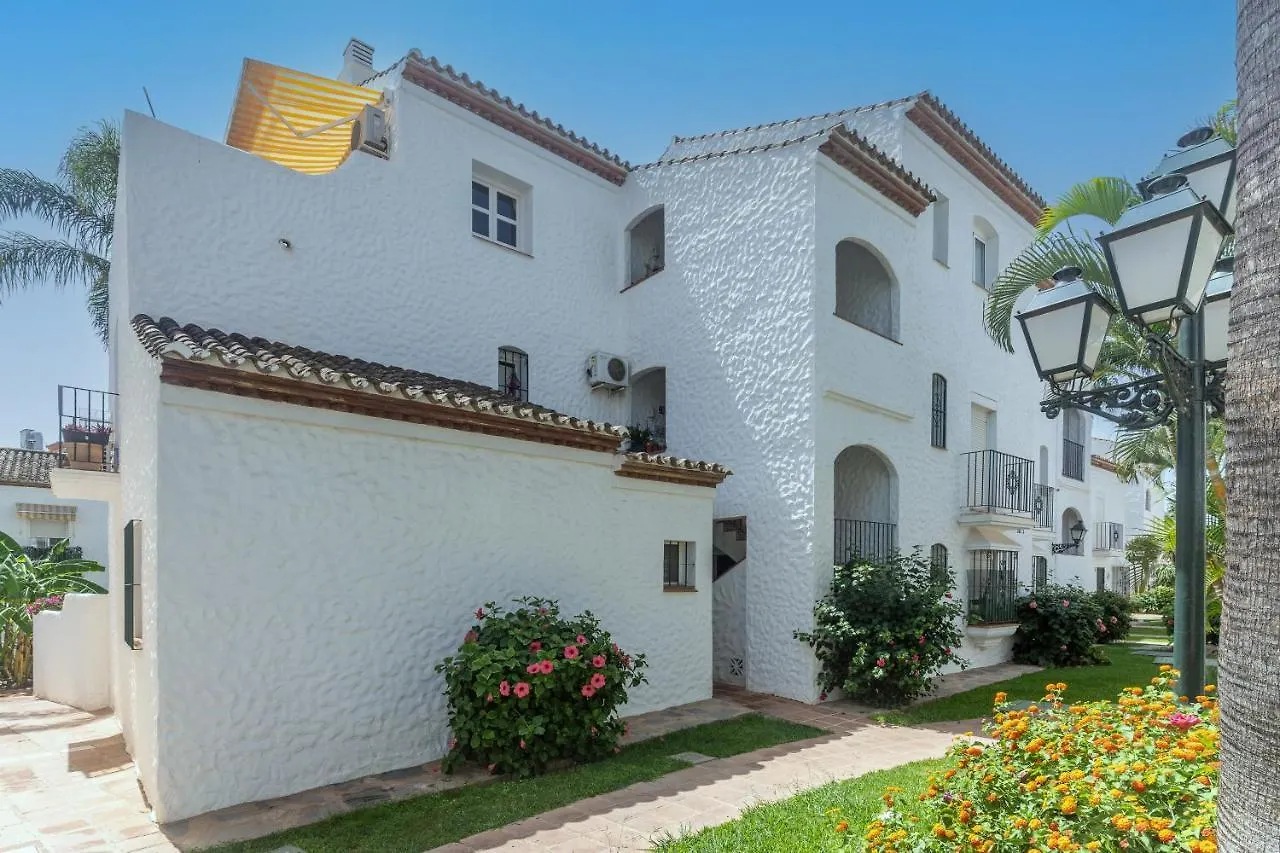 7A Allyson Estepona